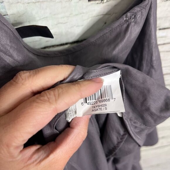 Bcbgmaxazria silver gray tiered ruffle one shoulder dress agate size small - Picture 6 of 10